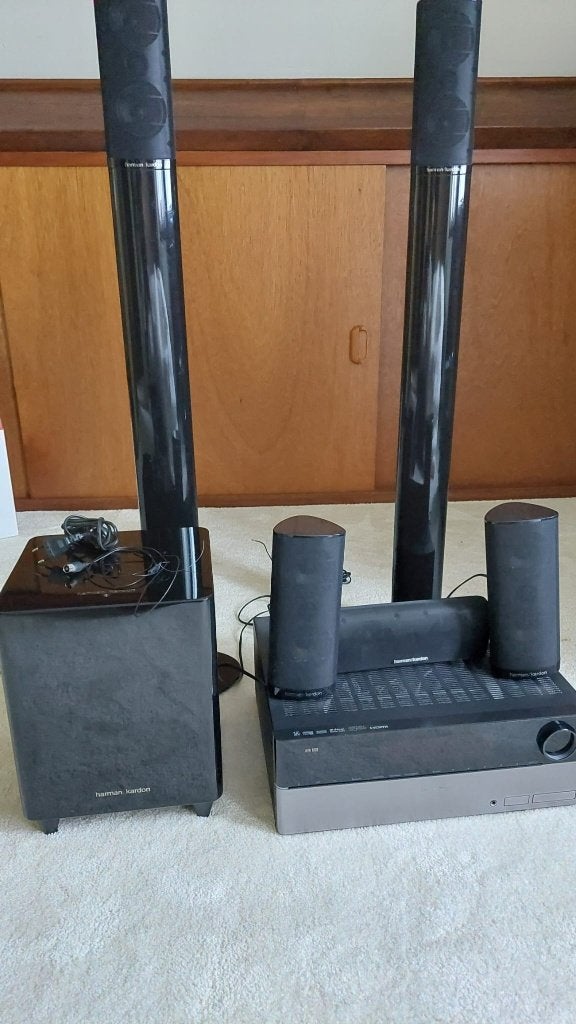Harman/Kardon AVR 255 versterker met speakers en subwoofer, Audio, Tv en Foto, Versterkers en Receivers, Gebruikt, Minder dan 60 watt