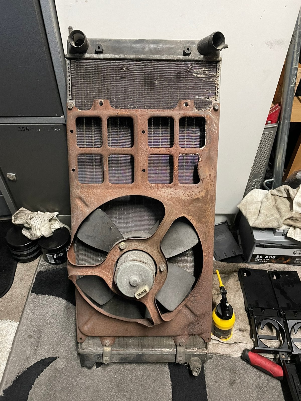 VW Scirocco 2 16v radiator met fan en behuizing, Ophalen of Verzenden, Gebruikt, Audi