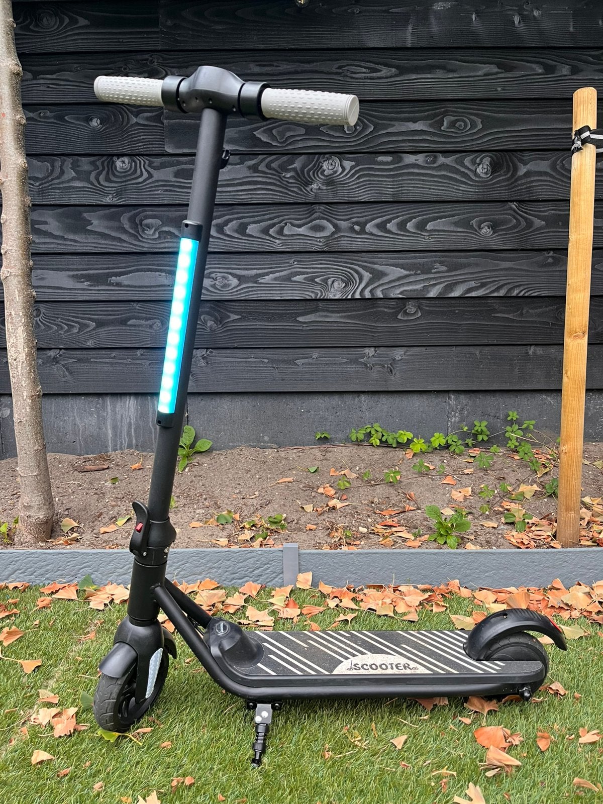 Electrische step, Ophalen of Verzenden, Zo goed als nieuw, Elektrische step (E-scooter)