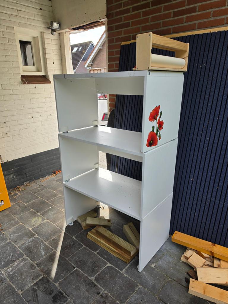 Ikea kinderbureau 3 maal, Ophalen, Gebruikt