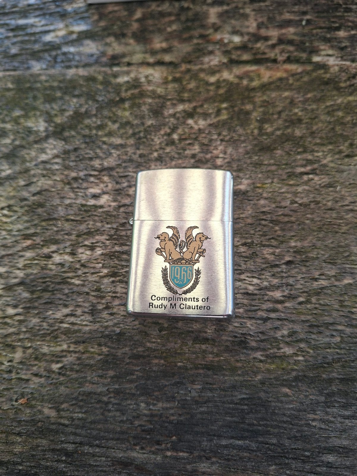 Vintage Zippo aansteker 1966 met logo en naam, Ophalen of Verzenden, Gebruikt, Aansteker