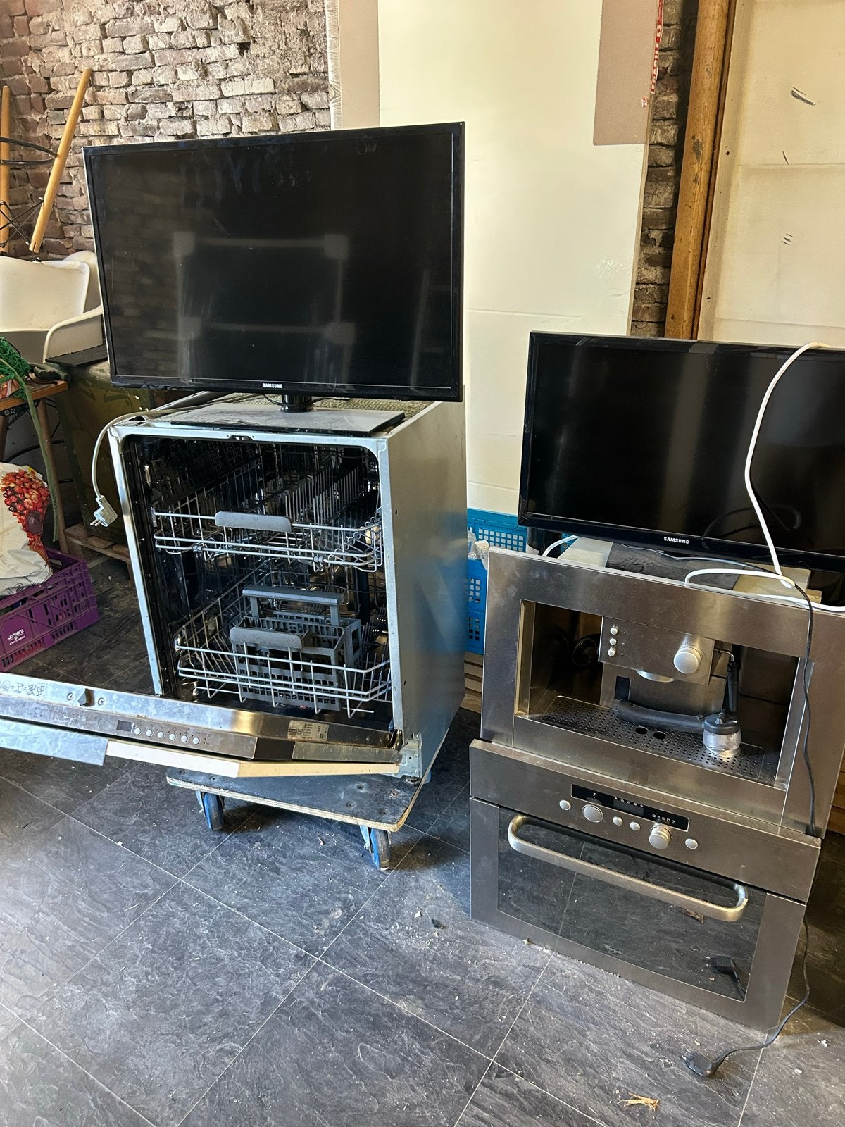 Vaatwasser, oven 2 tv’s en koffiezetapparaat, Witgoed en Apparatuur, Vaatwasmachines, Ophalen, Gebruikt, 60 cm of meer, Eco programma