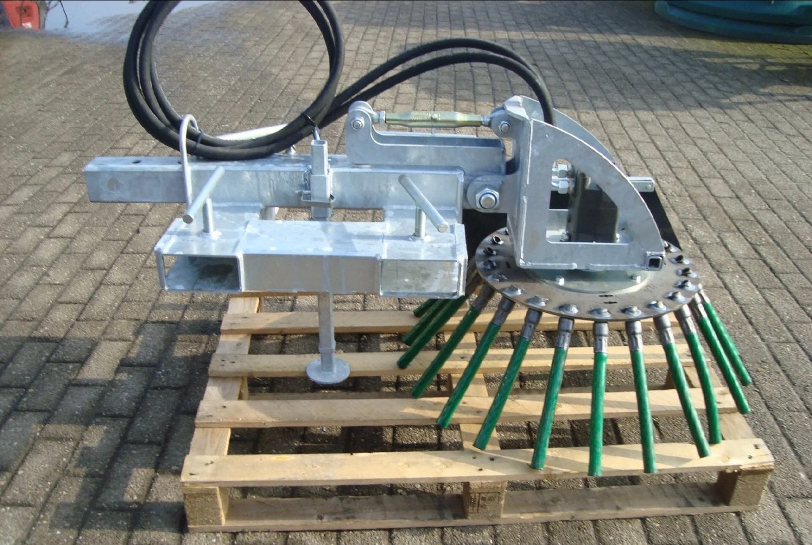 Hydraulische onkruidborstel voor heftruck/kniklader, Tuin en Terras, Ophalen