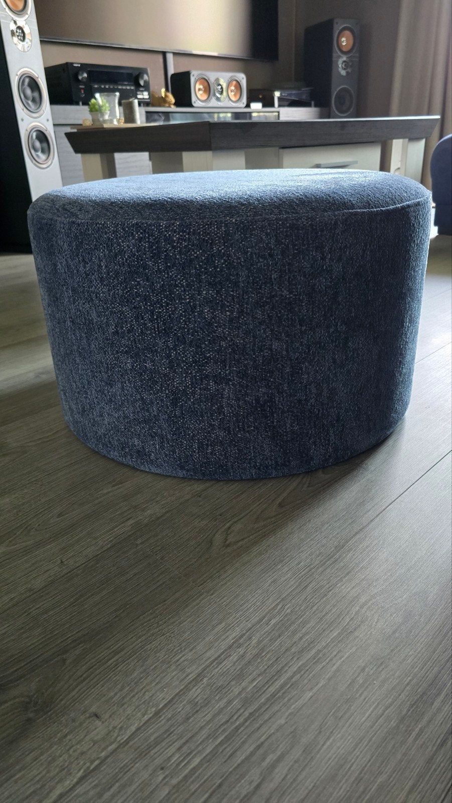 Poof (hocker) voetenbankje, bijzet tafel, Ophalen of Verzenden, Zo goed als nieuw, 50 tot 75 cm, 50 tot 75 cm