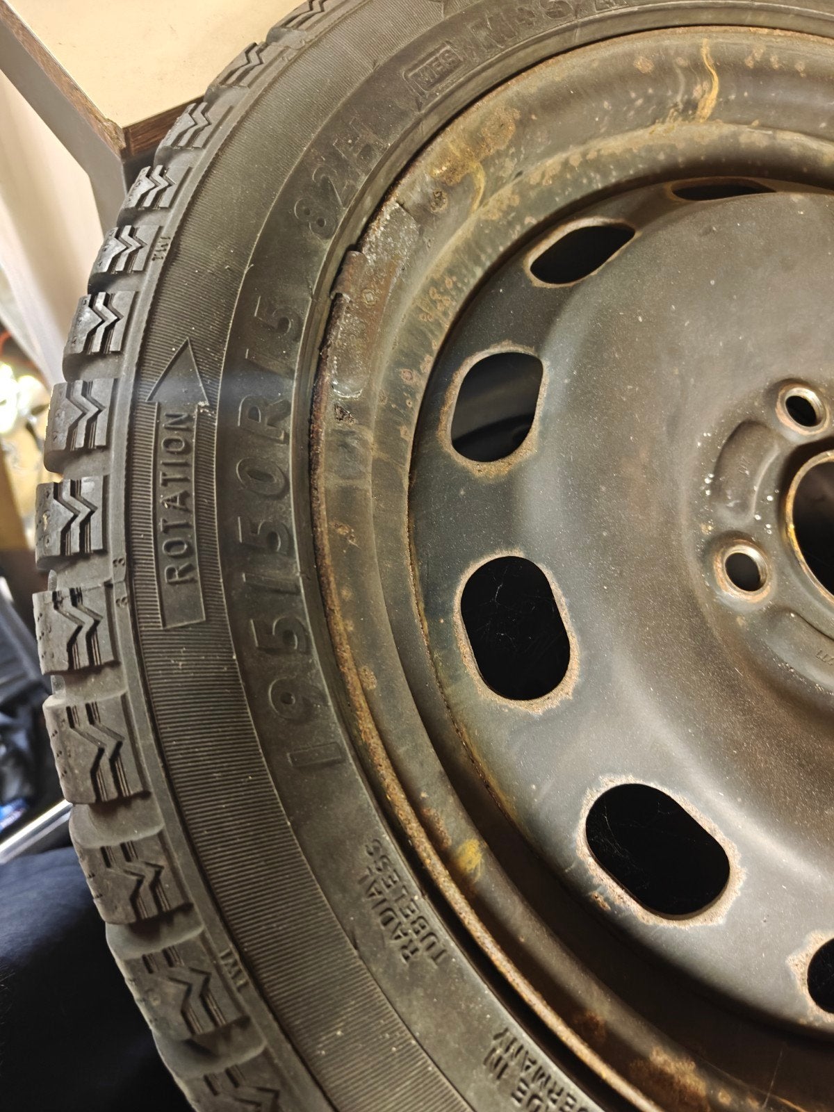 Set winterbanden 195/50 R15 op stalen velg, Ophalen, Gebruikt, 15 inch, Banden en Velgen