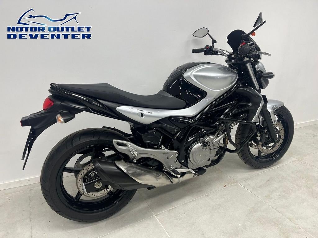 SUZUKI SFV 650 GLADIUS ABS (bj 2012), Motoren, SUZUKI, Motorrijbewijs A, Bedrijf, Onbekend