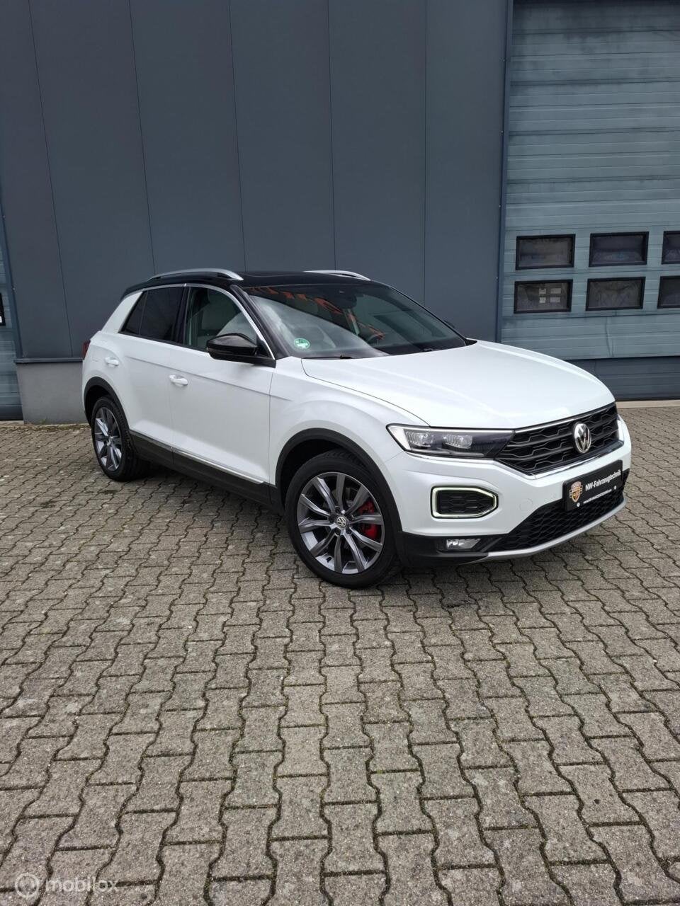 Volkswagen T-Roc 1.5 TSI Sport R 4Motion |Pano|Leder|, Auto's, Volkswagen, Automaat, 1345 kg, Euro 6, 4 cilinders