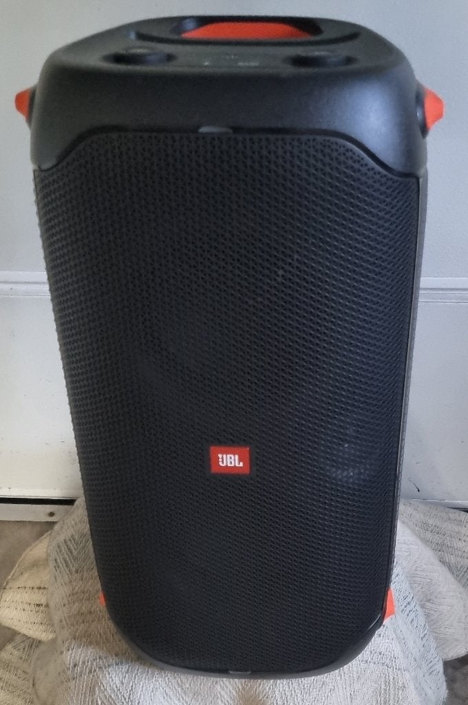 Partybox 110 JBL met koffer, JBL, Party speaker, Zo goed als nieuw, Inclusief kabels