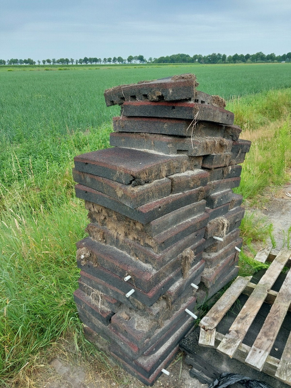 Gratis rubberen tegels reststukken, Dieren en Toebehoren, Stalling en Weidegang