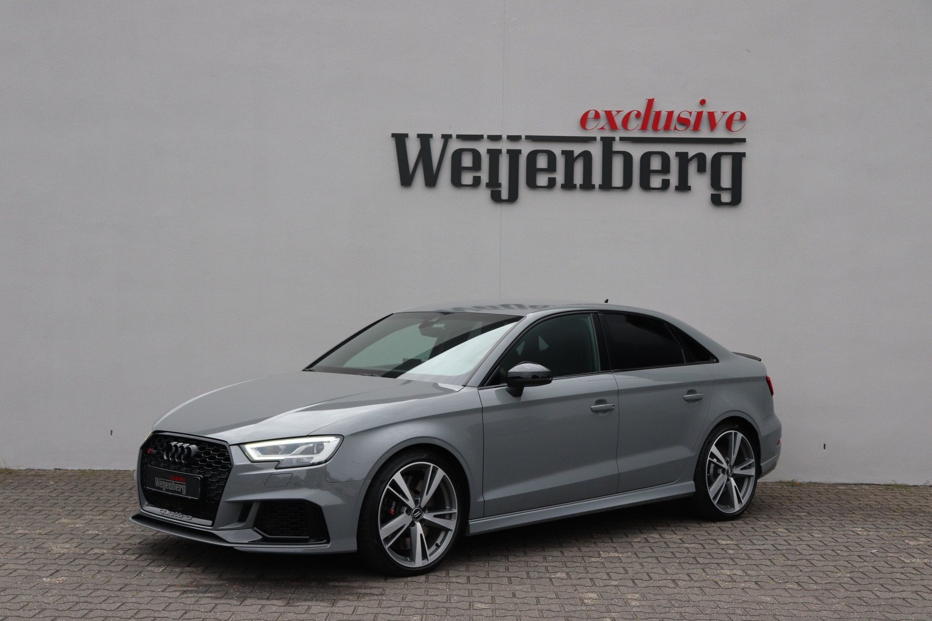 Audi RS3 Limousine 2.5 TFSI Quattro B&O Virtual RS Sportstoe, Auto's, Automaat, 12 maanden, Gebruikt, Euro 6