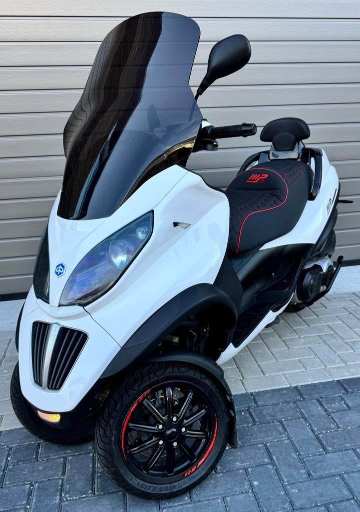 Piaggio mp3 400cc sport Lage km stand B rijbewijs, Ophalen of Verzenden