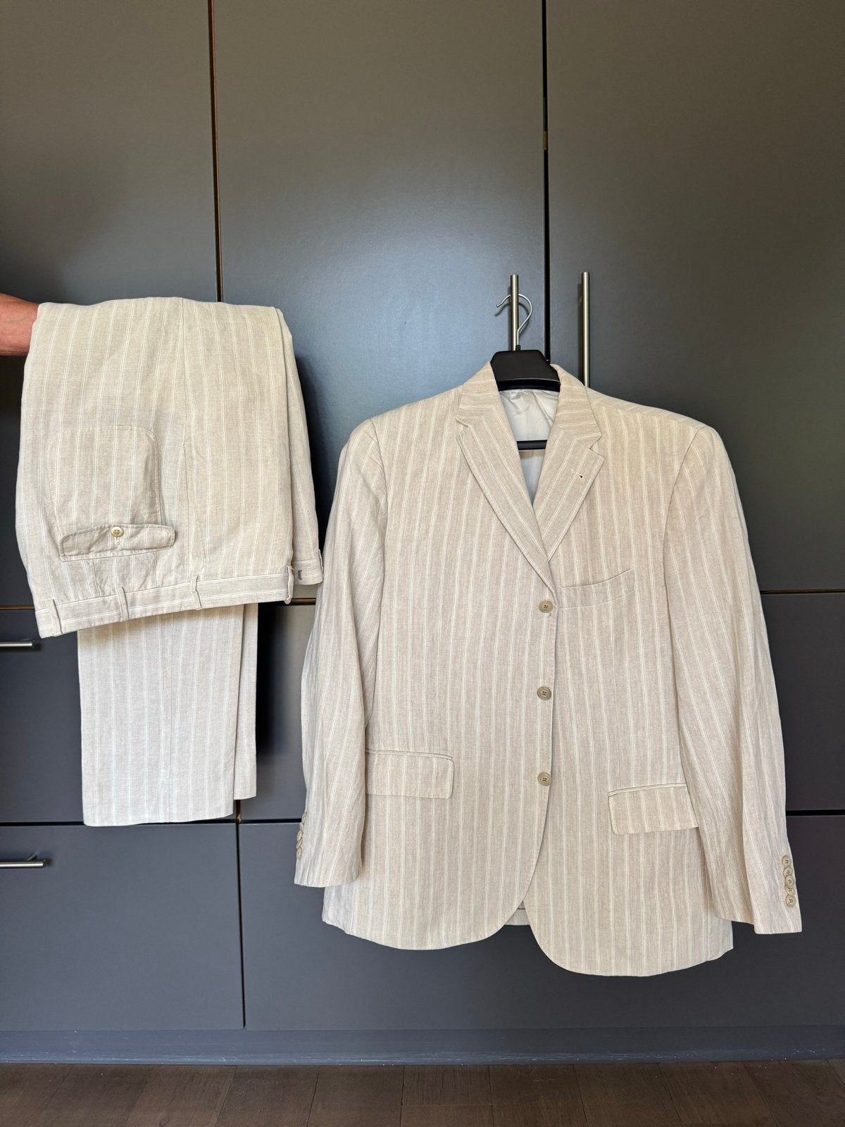 Corneliani Trend Pak: Colbert (56) & Pantalon (54) Beige Str, Ophalen of Verzenden, Zo goed als nieuw, Maat 56/58 (XL), Beige