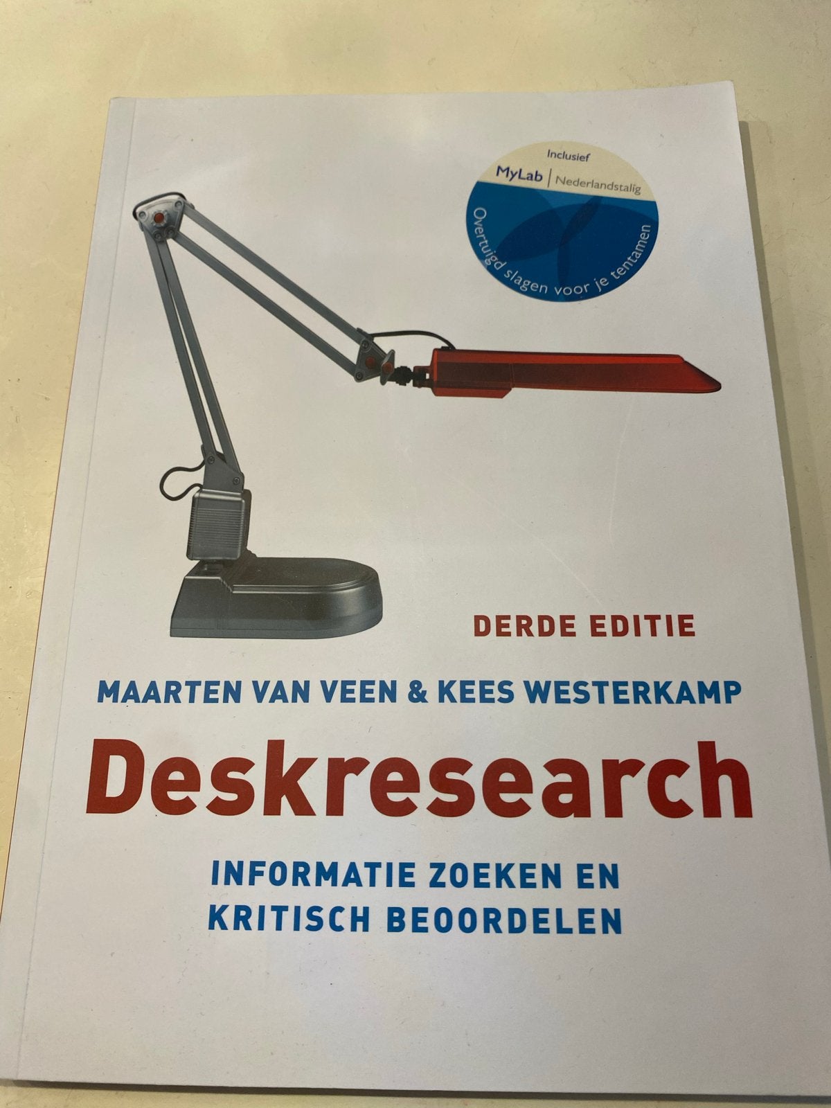 Deskresearch: Informatie zoeken en kritisch beoordelen, Ophalen of Verzenden, Gamma, Zo goed als nieuw, HBO