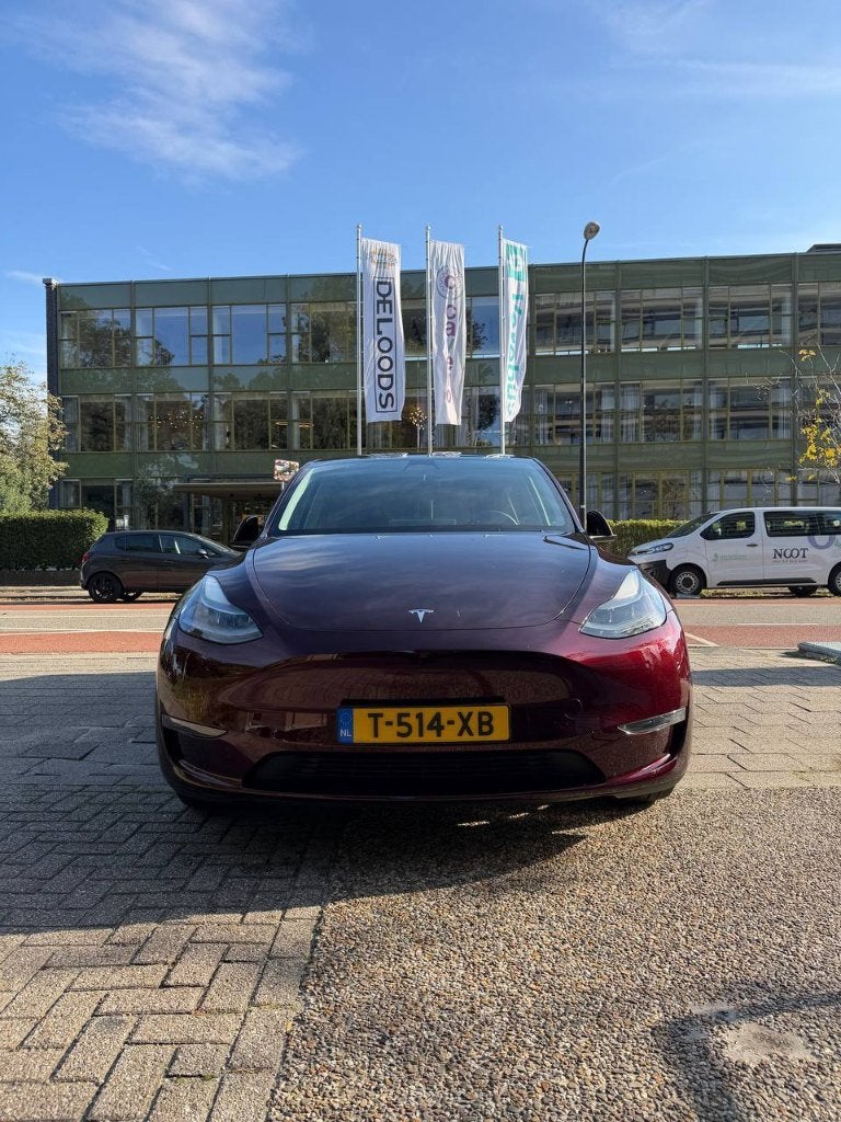 Tesla Model Y 2023 Rood, Auto's, 495 min, 258 pk, 1600 kg, 1954 kg