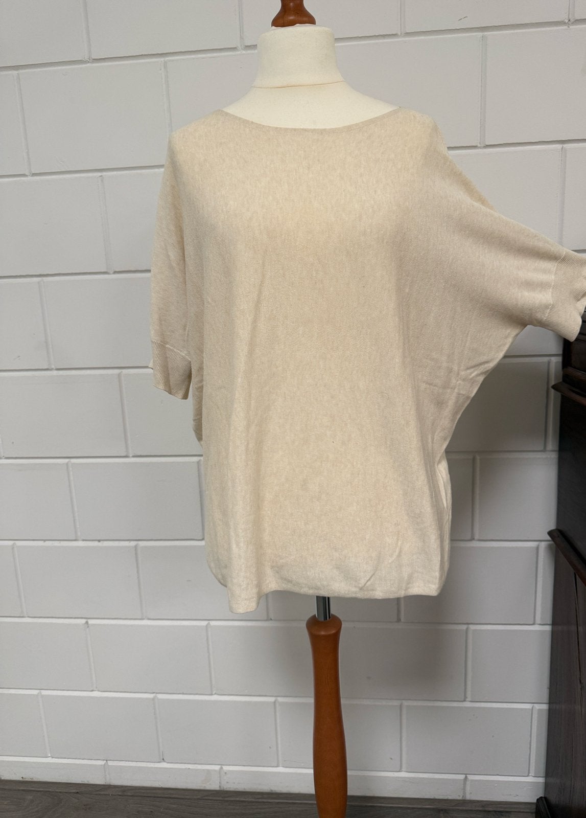 Repeat zomertrui, Maat 38/40 (M), Beige, Ophalen of Verzenden, Zo goed als nieuw