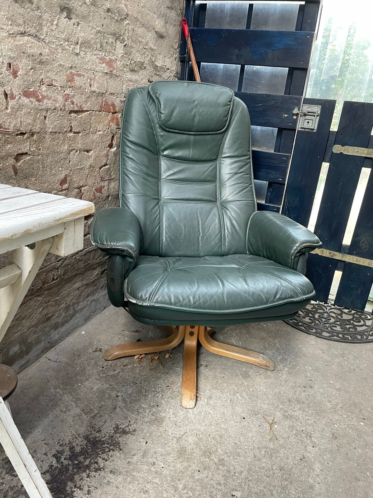 Groene leren relaxfauteuil / draaistoel- Gebruikt, Ophalen, Gebruikt, 75 tot 100 cm, 50 tot 75 cm