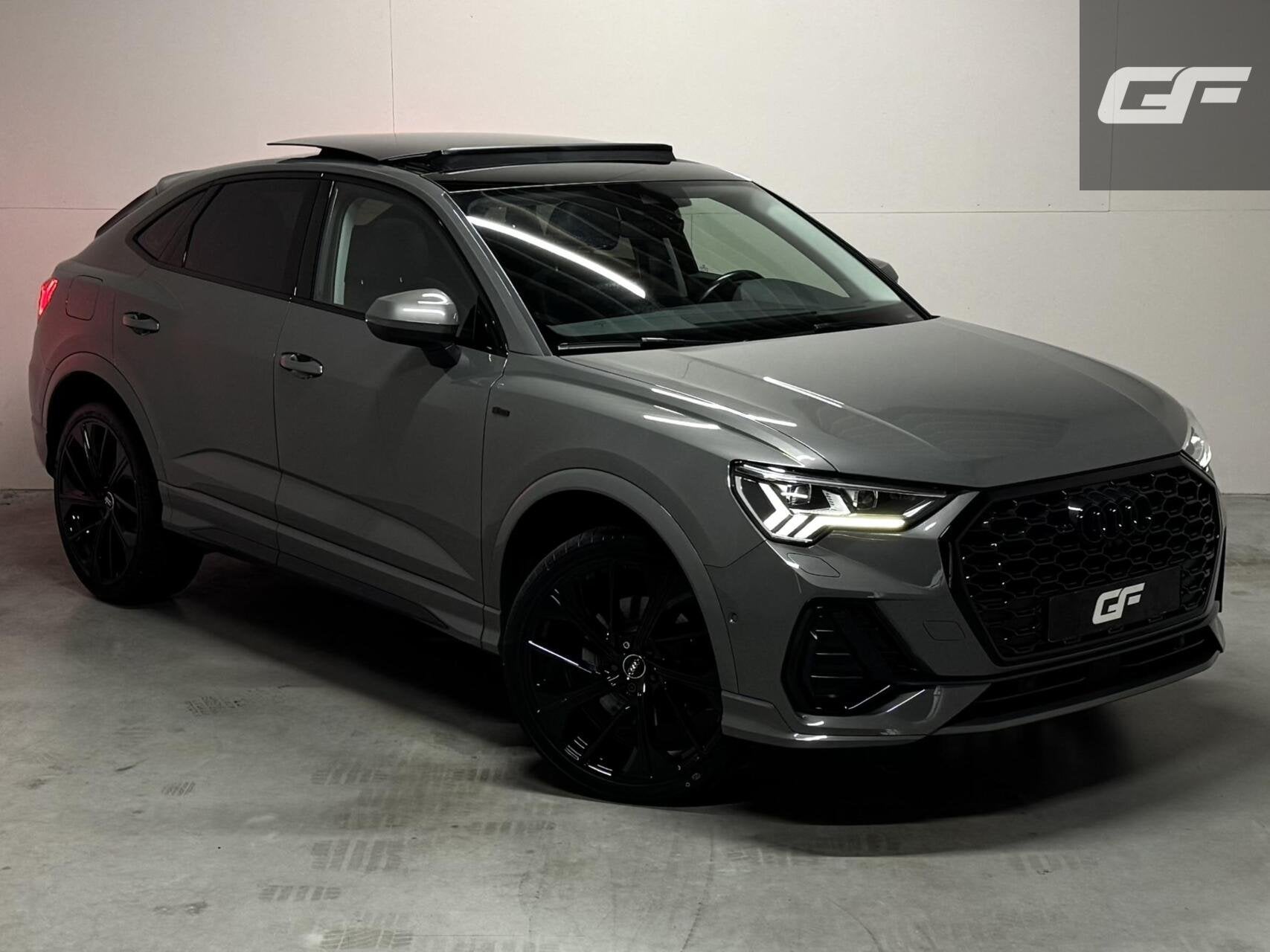 Audi Q3 Sportback 45 TFSIe Black Edition S-line Pano Memory, Auto's, Gebruikt, Met garantie (alle), Hybride Elektrisch/Benzine