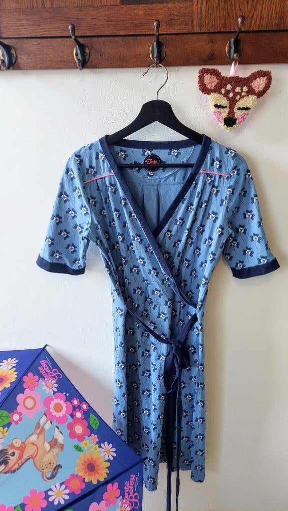 ZGAN Tante Betsy jurk blauw klavertjes M, Kleding | Dames, Jurken, Maat 38/40 (M), Tante Betsy, Blauw, Ophalen of Verzenden