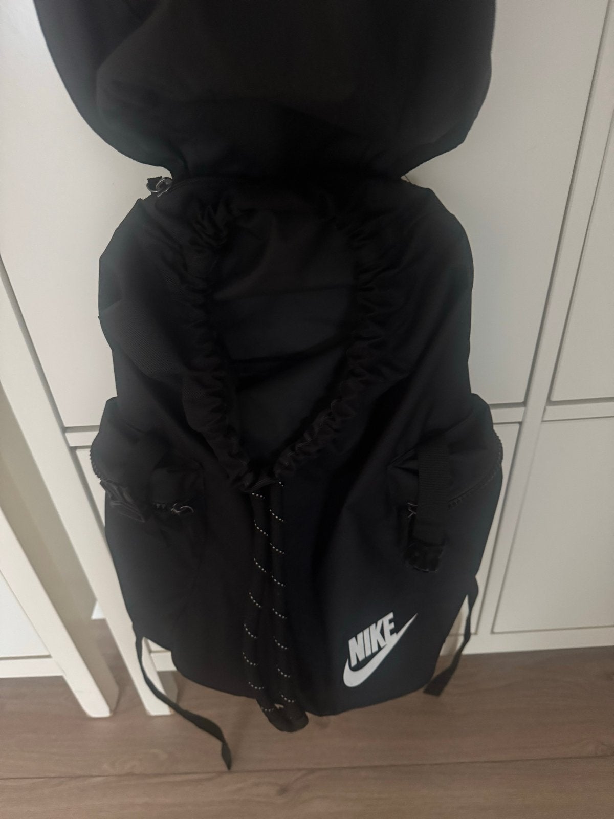 Nike rugzak - Zwart, compact en stijlvol, Overige merken, Ophalen of Verzenden, 30 tot 45 cm, Minder dan 25 cm