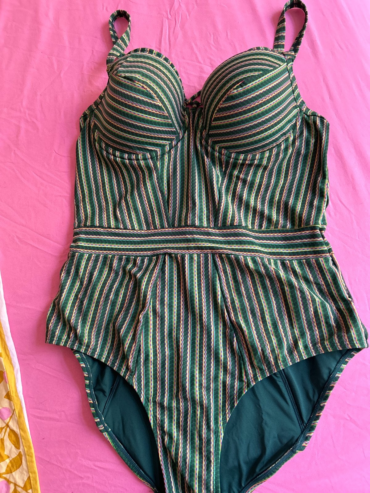 80C, Kleding | Dames, Badmode en Zwemkleding, Ophalen of Verzenden, Gedragen, Groen, Badpak