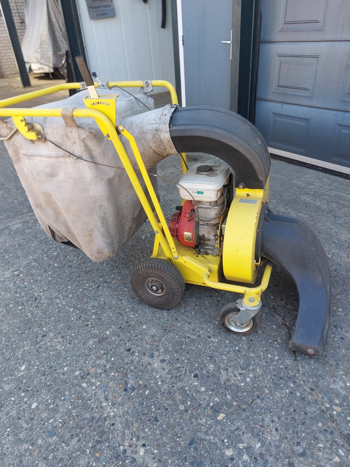 Cramer bladblazer/bladzuiger met Honda motor, Tuin en Terras, Benzine, Met opvangzak, Handgedragen, Ophalen of Verzenden
