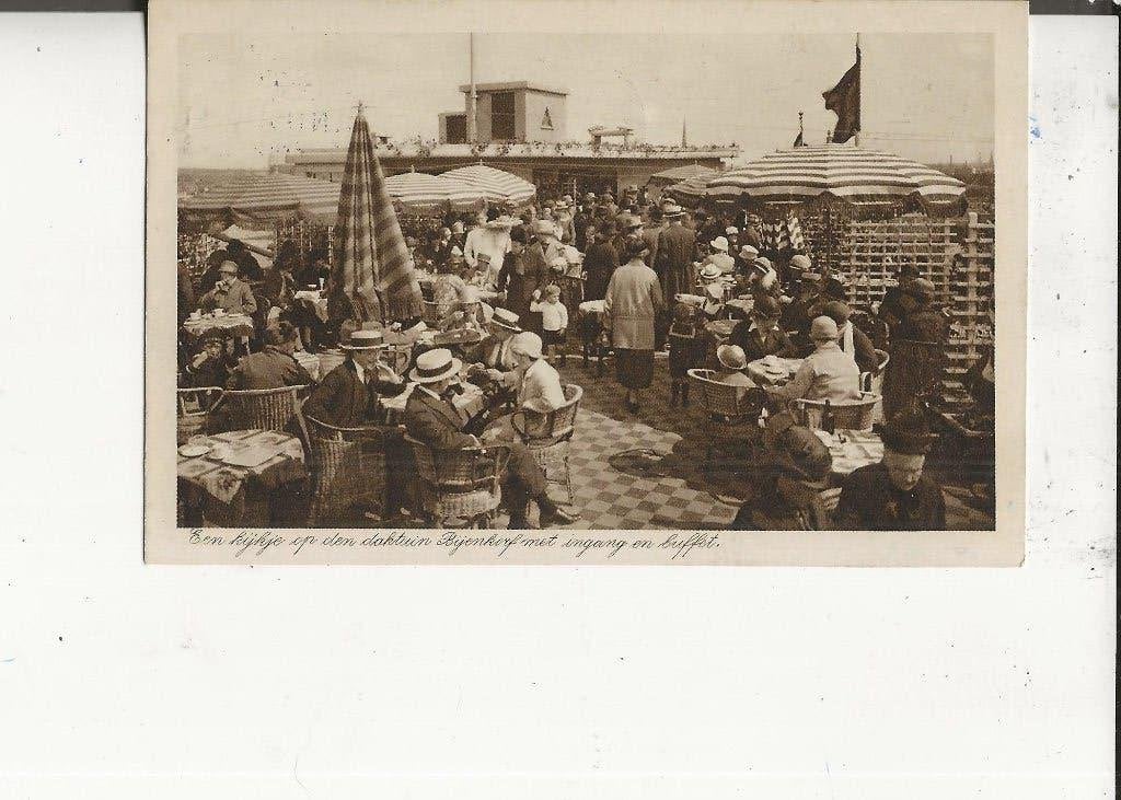 Den Haag Bijenkorf Dakterras met buffet 8-8-1927, Ophalen of Verzenden, 1920 tot 1940, Gelopen, Zuid-Holland