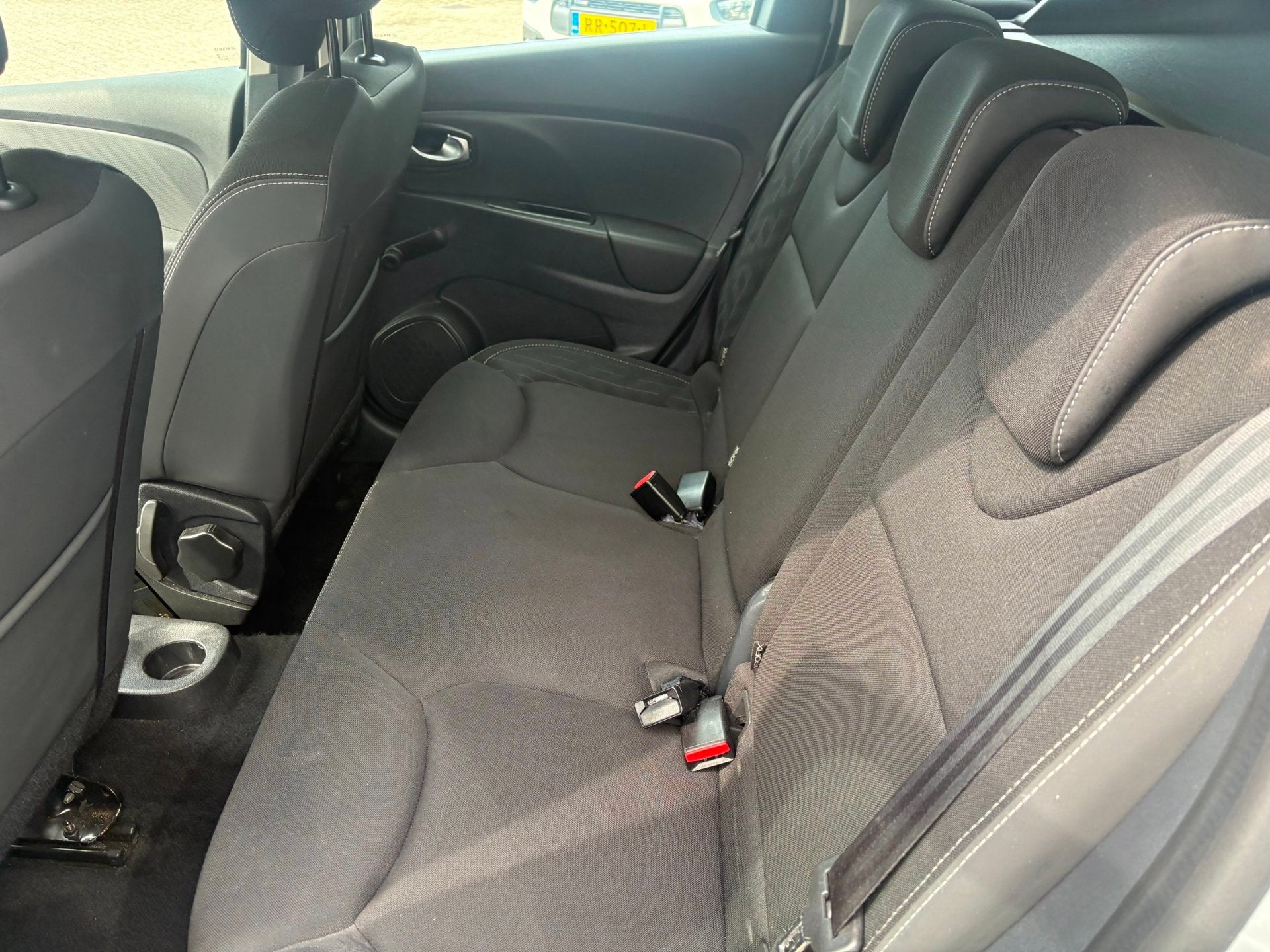 Foto 12 van Renault Clio Estate 1.2 16V *AC