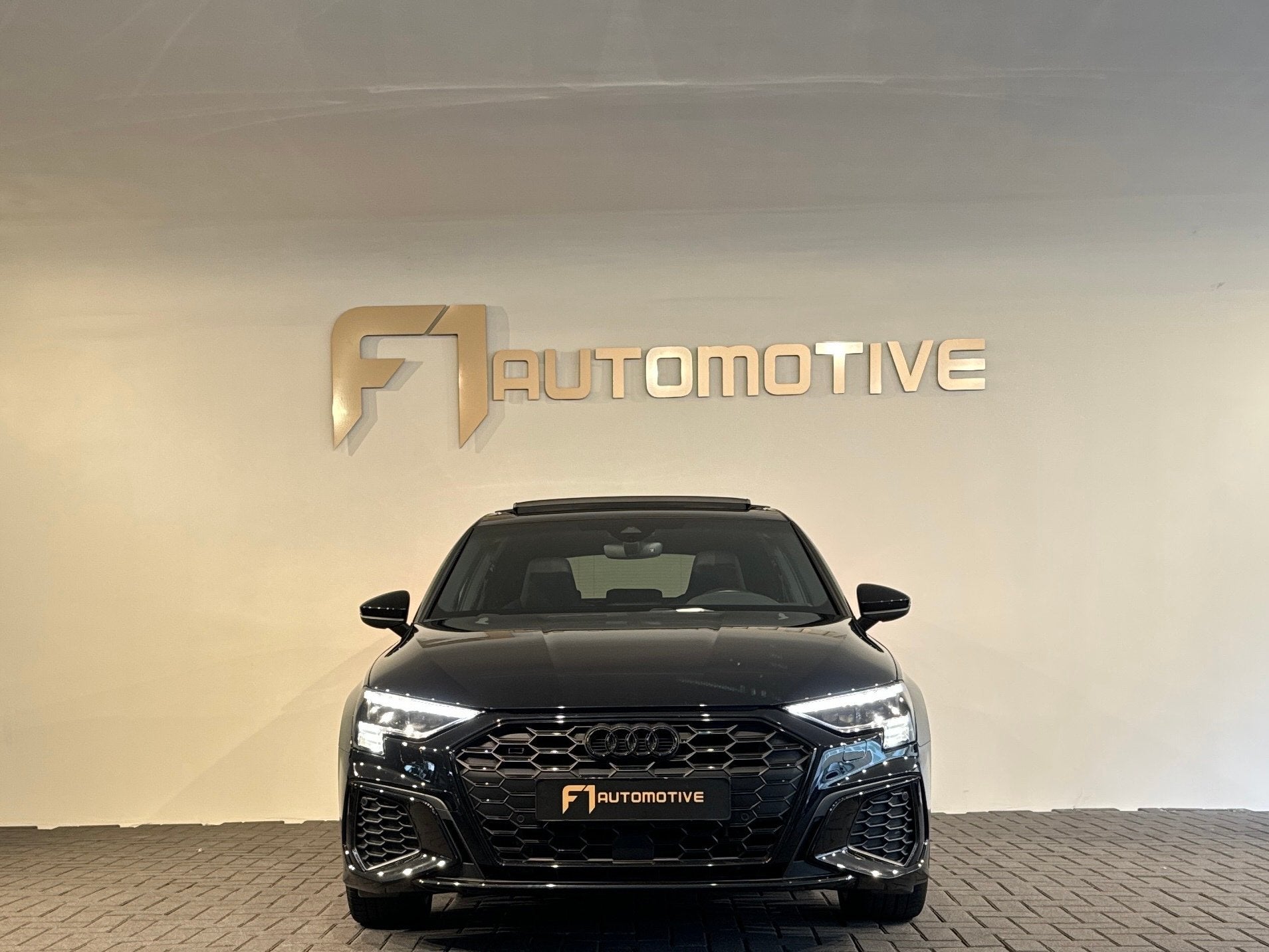 Audi A3 Sportback 45 TFSI e S edition Competition Pano|RS Se, Automaat, Gebruikt, Zwart, 245 pk