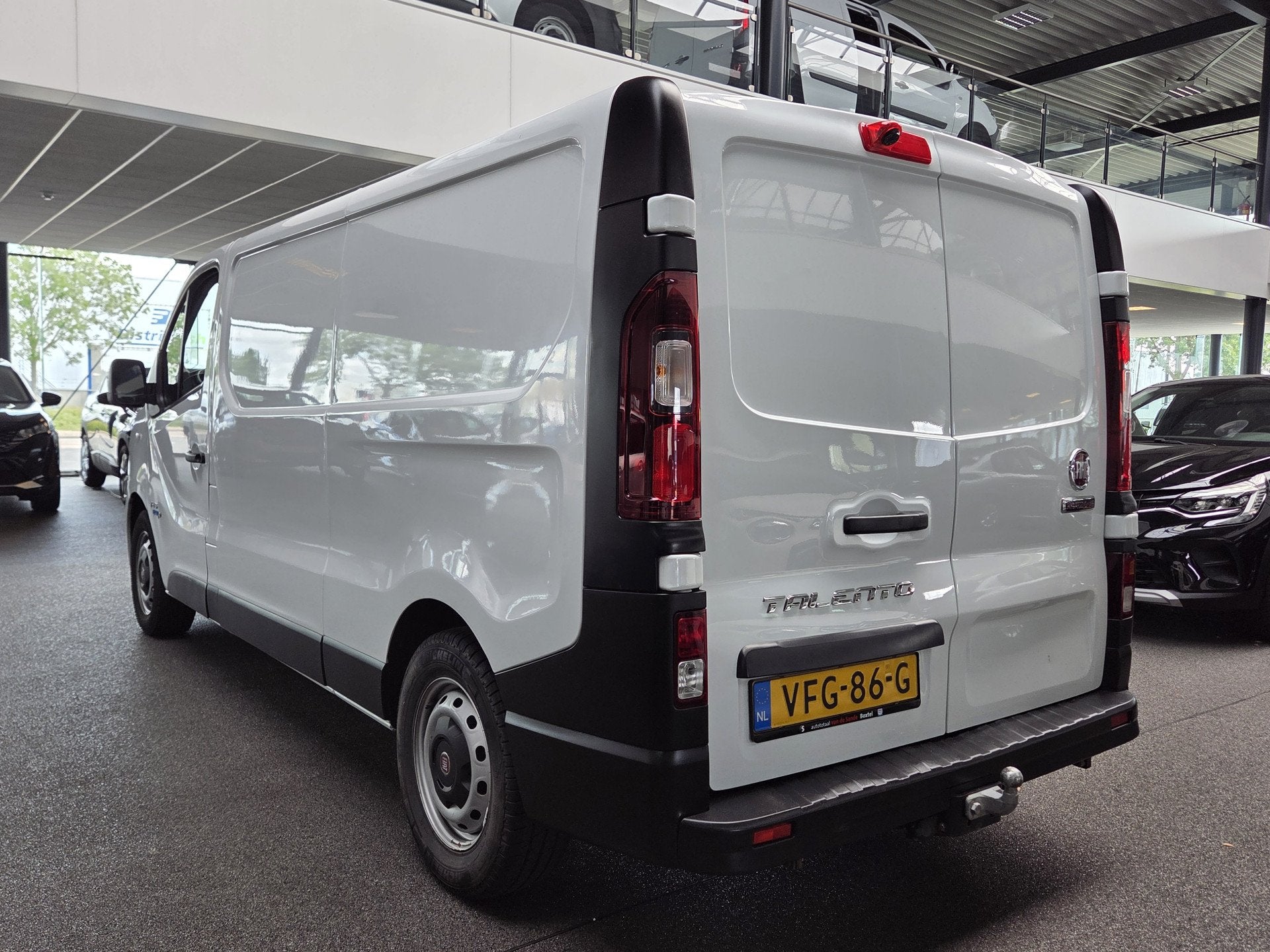 Fiat Talento 2.0 MultiJet L2H1 , Trekhaak, Carplay, Camera,, Voorwielaandrijving, 145 pk, Gebruikt, Euro 6