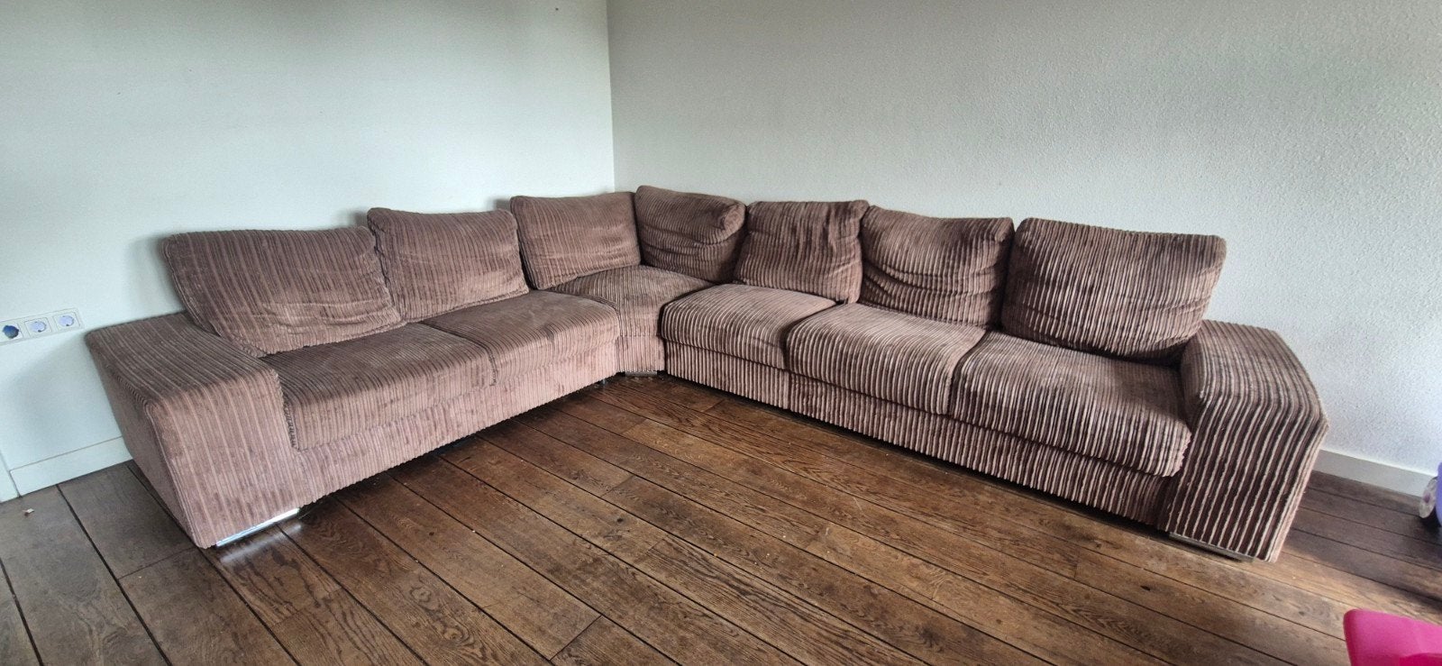 Comfortabele Hoekbank - Bruin Ribstof, Ophalen, Modern, Comfortabel, Gebruikt, 100 tot 125 cm