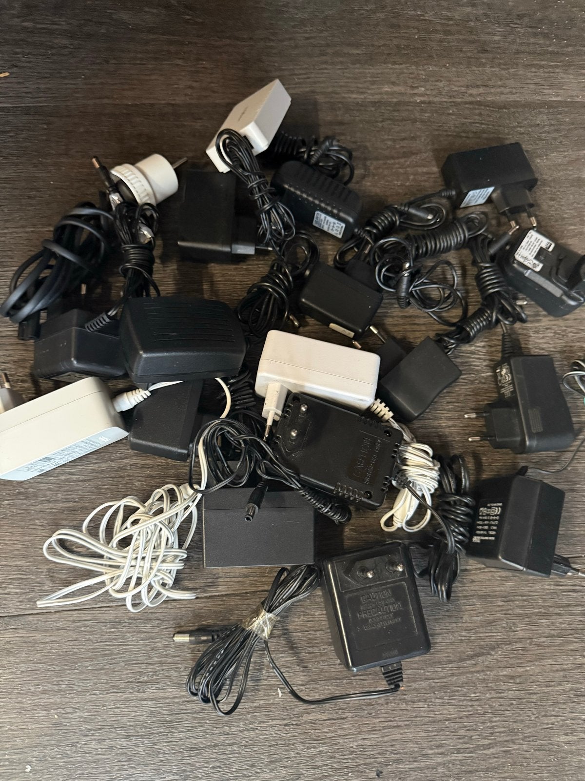 16 diverse adapters: 4.5V, 5V, 12V, 24V, Ophalen of Verzenden, Gebruikt