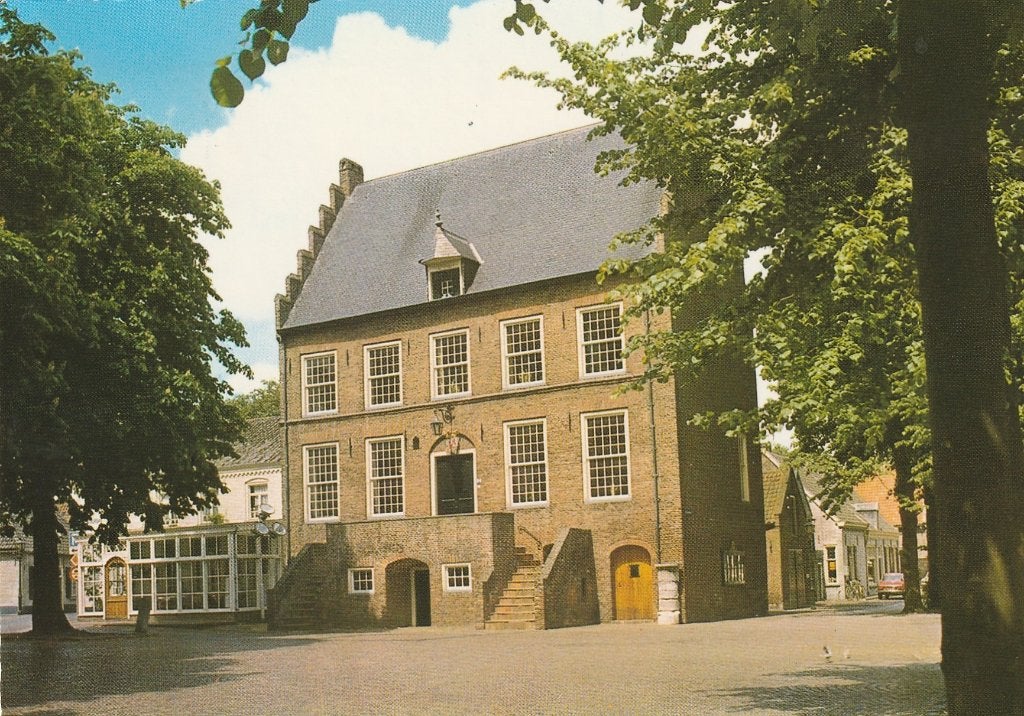 OIRSCHOT Gemeentehuis, Verzenden, 1980 tot heden, Gelopen, Noord-Brabant