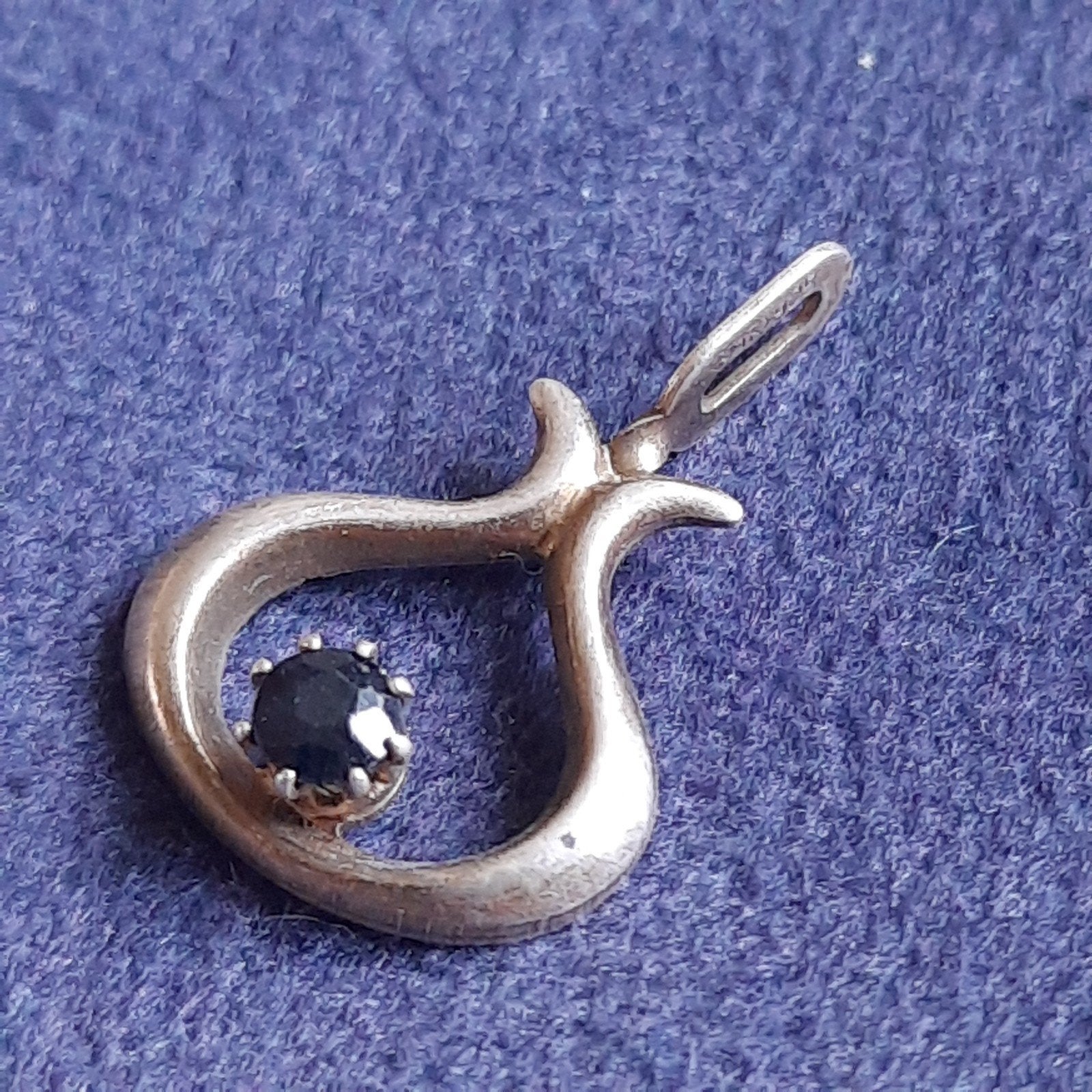 Hanger Zilver en Saffier, Verzenden, Zo goed als nieuw, Zilver, Zilver