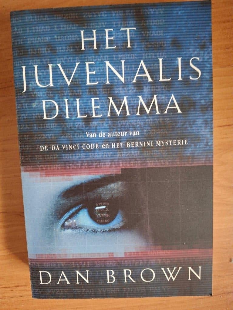 Dan Brown; Het Juvenalis dilemma, Ophalen of Verzenden, Gelezen