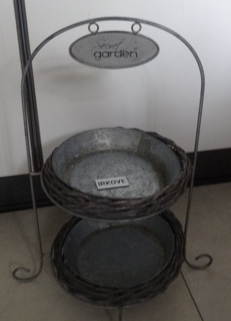 TUIN OF BALKON ETAGERE * Mooie Staat *, Tuin en Terras, Minder dan 30 cm, Verzenden, Rond, Zo goed als nieuw