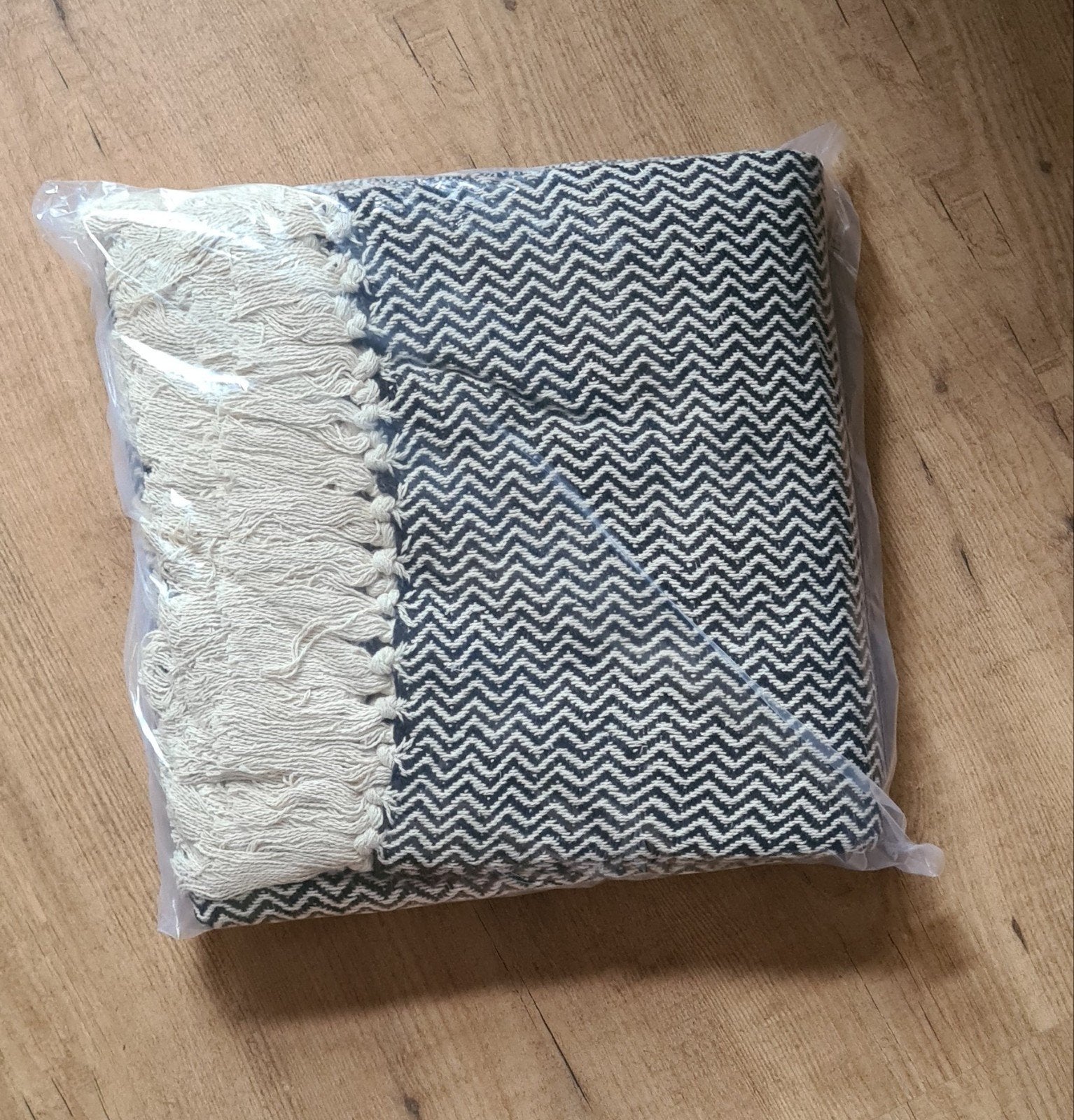 Nieuw  Plaid/deken 130x180 gerecycled katoen., Huis en Inrichting, Ophalen, Nieuw, Katoen, Plaid