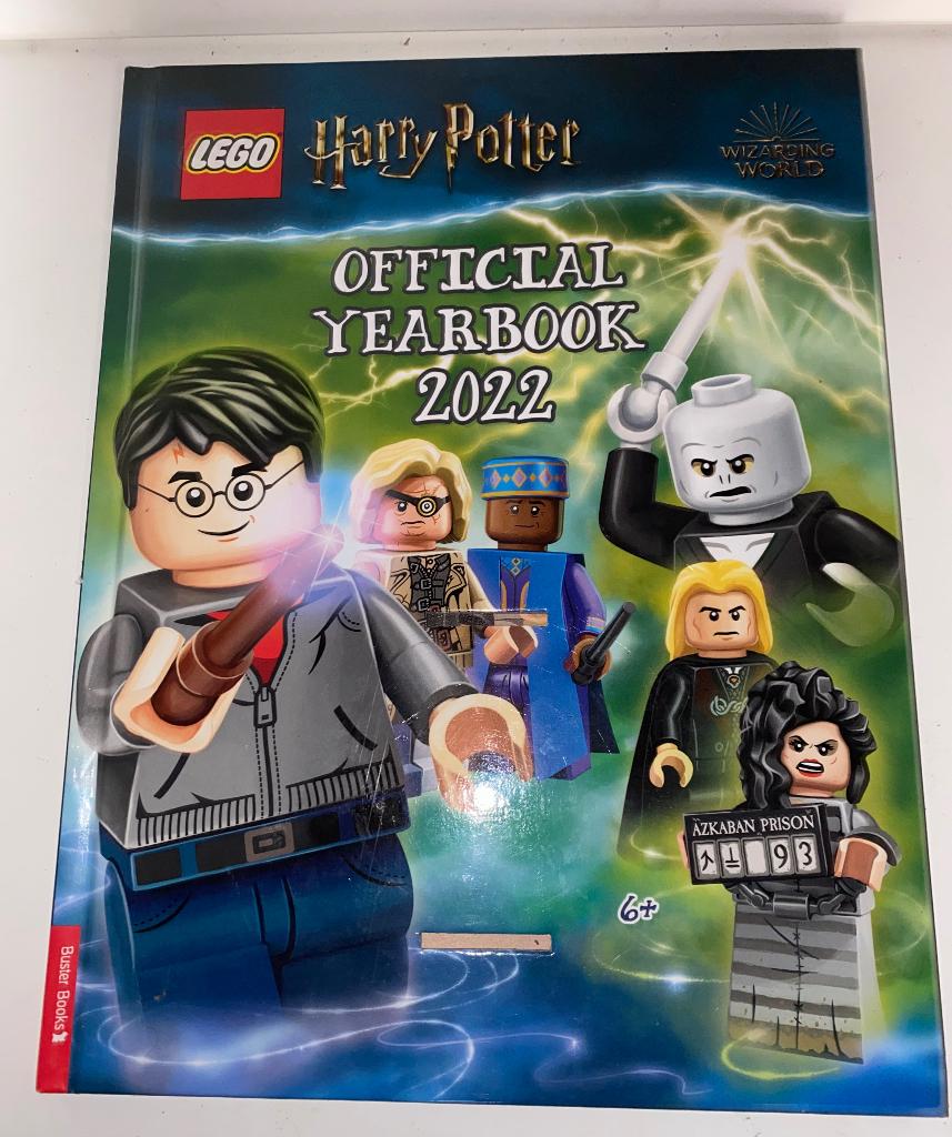 Harry potter lego boek 2022 +2 keer popup, Ophalen of Verzenden, Zo goed als nieuw, Boek of Poster