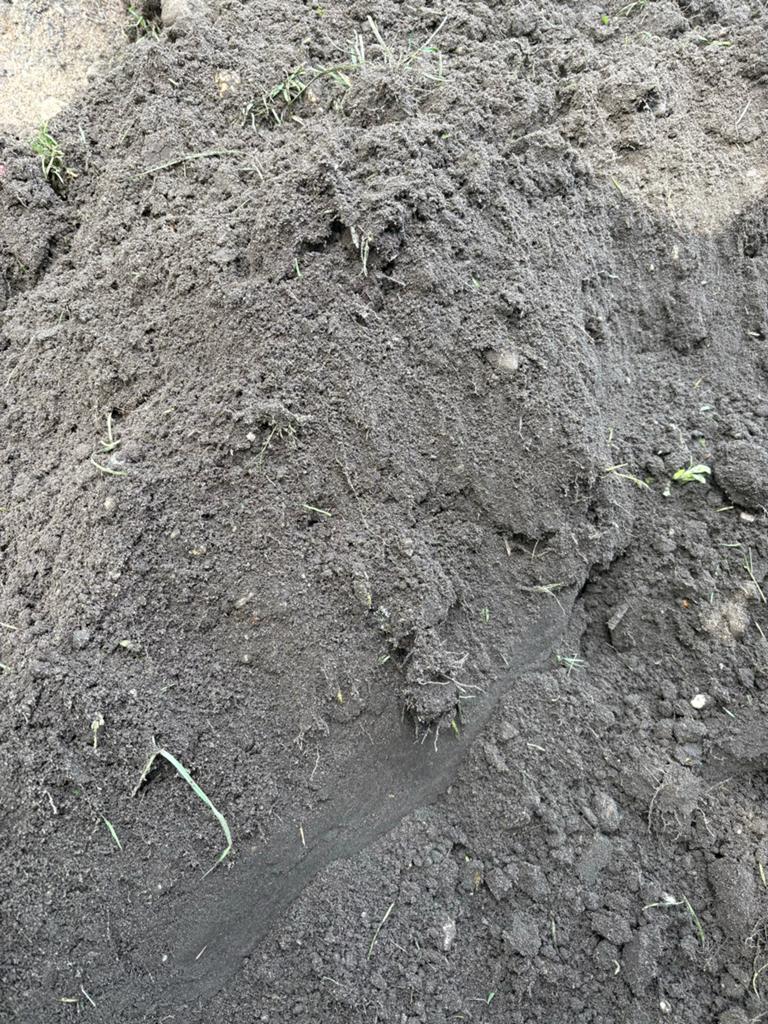 Gebroken grond, losgestort per m3 aarde-zand-potgrond, Ophalen, Gebruikt, Ophoogzand
