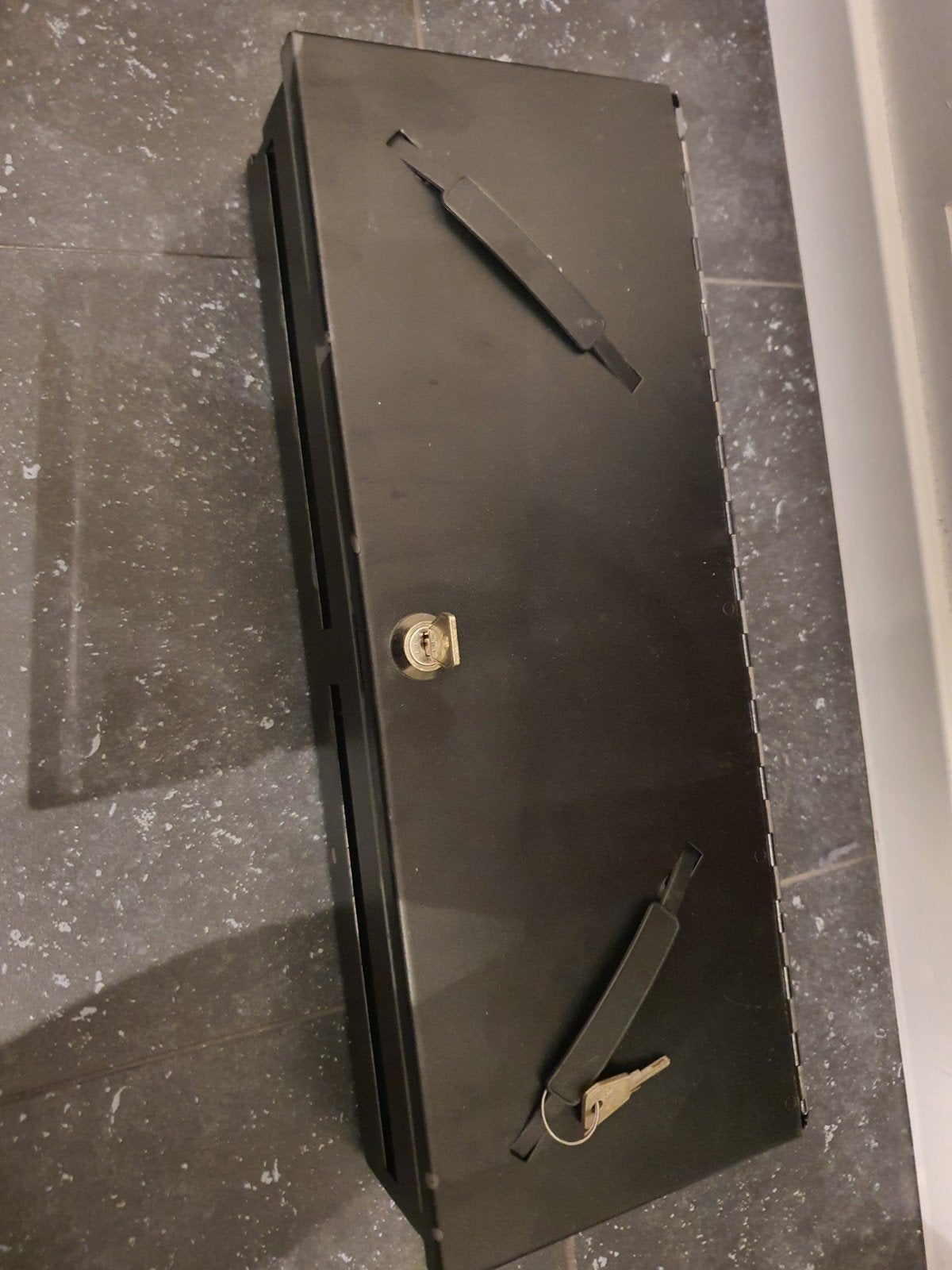 kassa lade Zwarte metalen geldkist met sleutel, Ophalen