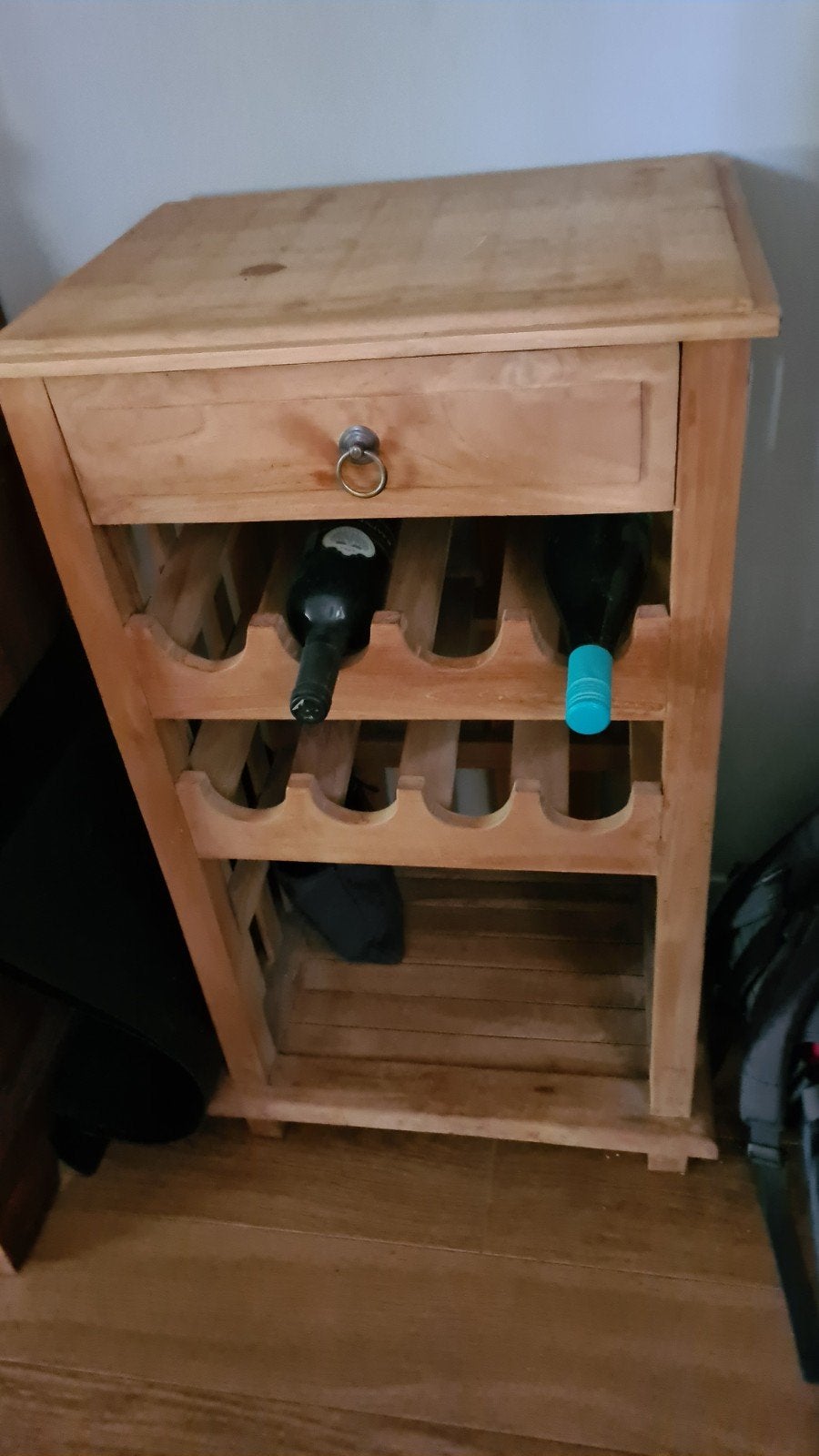 Houten wijnrek met lade, Ophalen, 50 – 75, Gebruikt, 5 tot 15 flessen