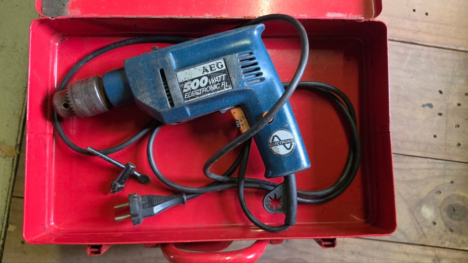 AEG boormachine 500watt, Doe-het-zelf en Verbouw, Gereedschap | Boormachines, Ophalen, Gebruikt, Boormachine