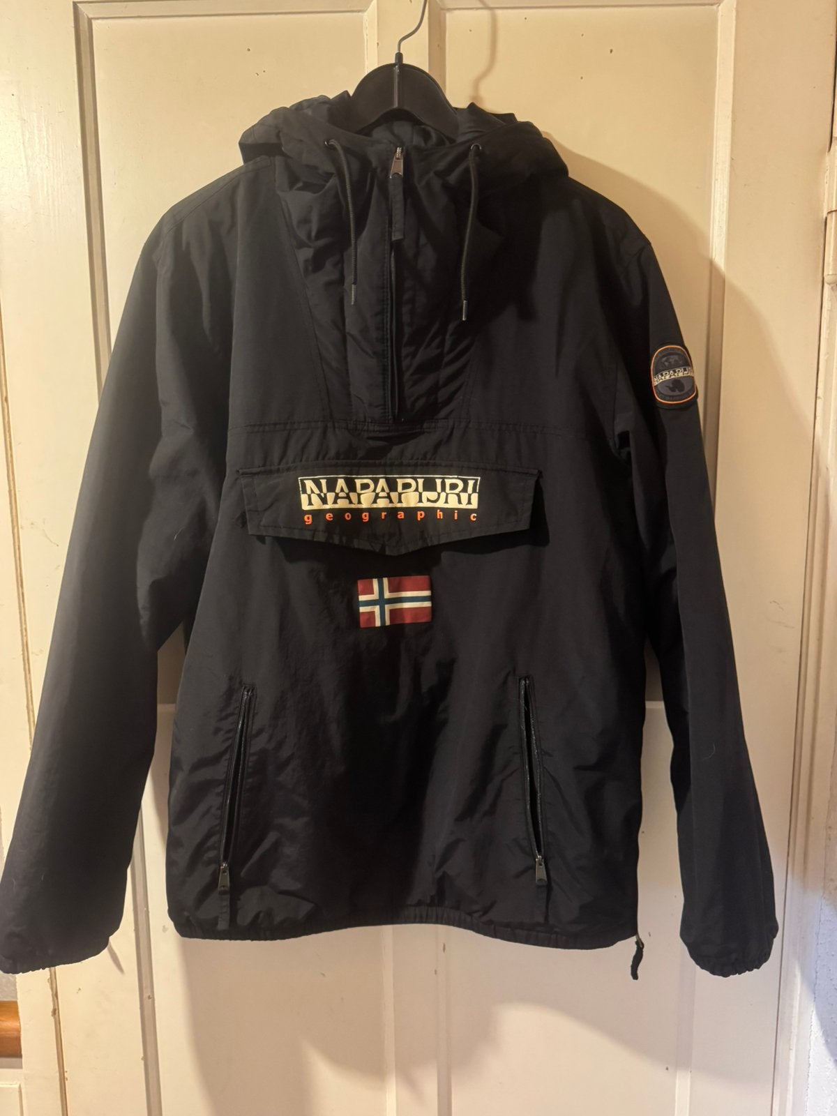 Napapijri winterjas maat L, Ophalen of Verzenden, Zo goed als nieuw, Maat 52/54 (L), Zwart