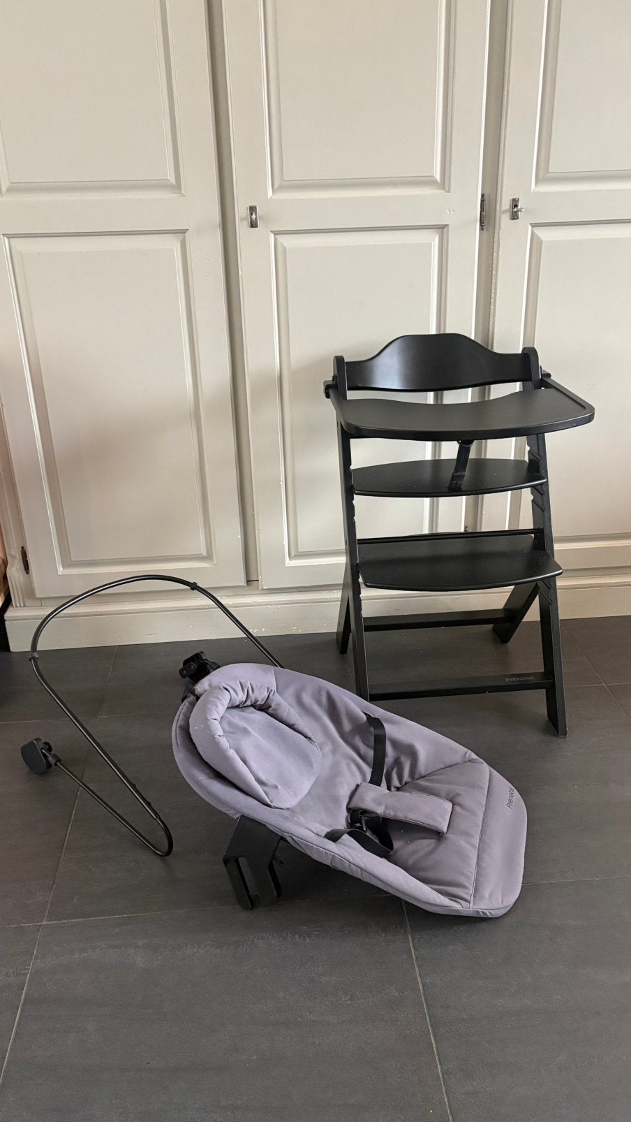 Prenatal kinderstoel zwart + newborn lig-/zitje, Ophalen, Zo goed als nieuw, Meegroeistoel