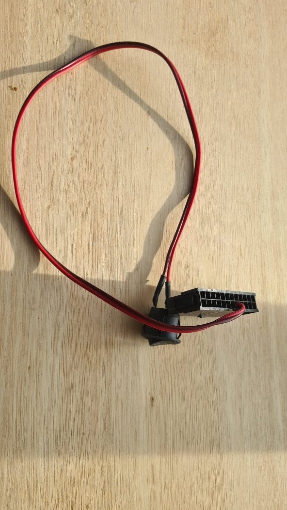 Voeding Aan/Uit Kabel voor Servers of Miners, Computers en Software, Ophalen of Verzenden, Gebruikt