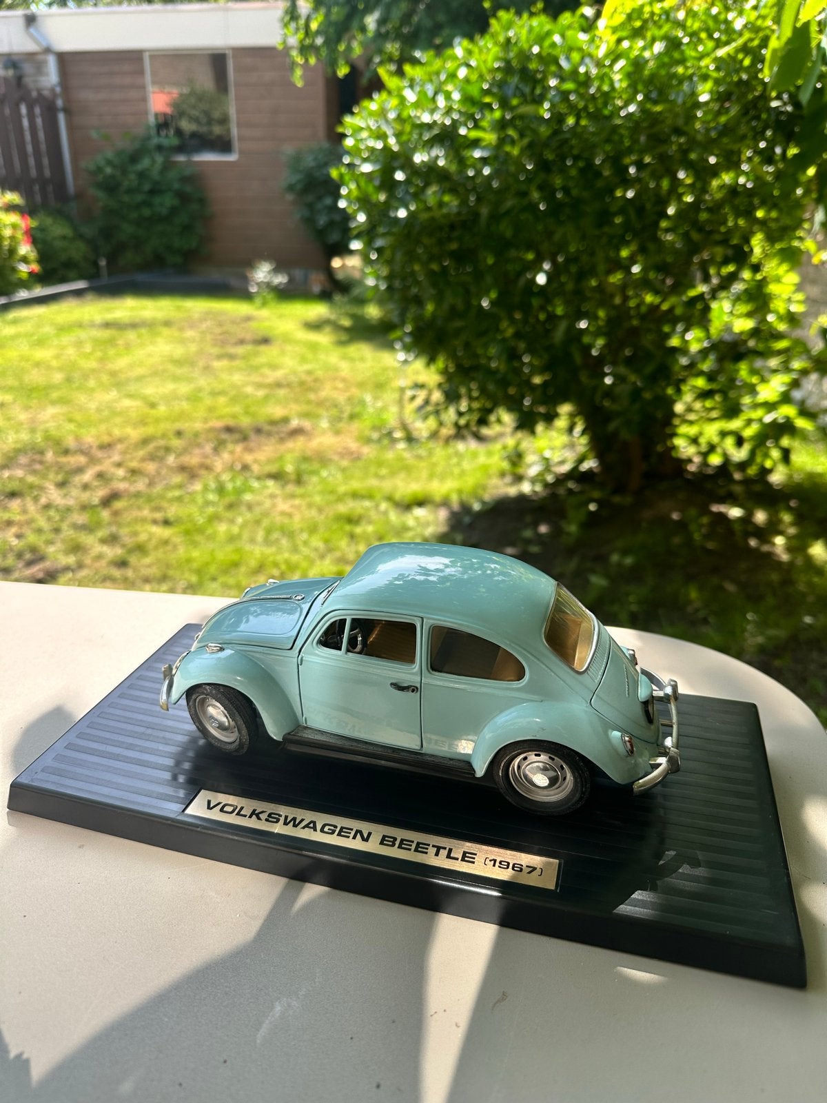Modelauto Volkswagen Beetle 1967 - Lichtblauw, Hobby en Vrije tijd, Modelauto's | 1:43, Ophalen, Zo goed als nieuw, Auto, Overige merken