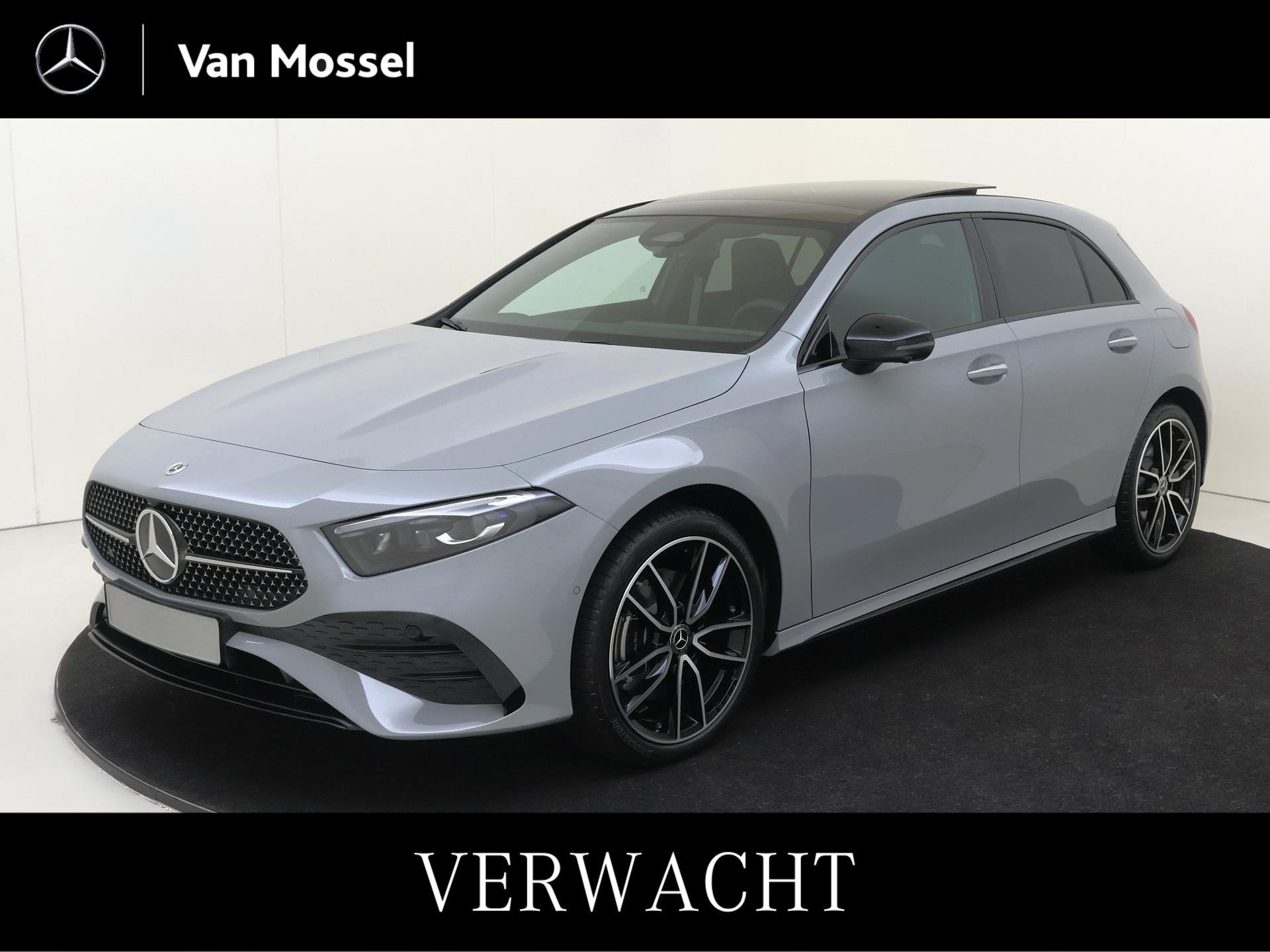 Mercedes-Benz A-Klasse 250 e 140 Year Edition / Panoramadak