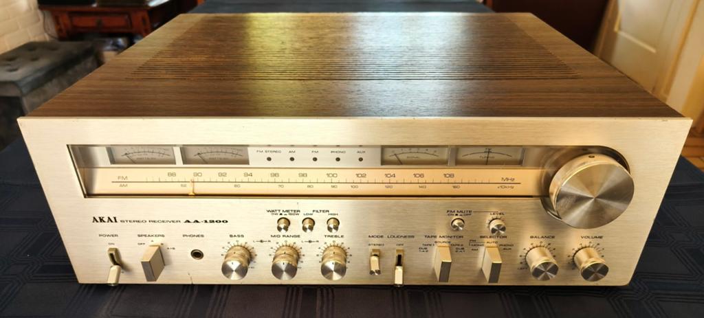 Unieke High-End vintage Akai AA-1200 Stereo Receiver, Overige merken, Gebruikt, Ophalen of Verzenden, 120 watt of meer