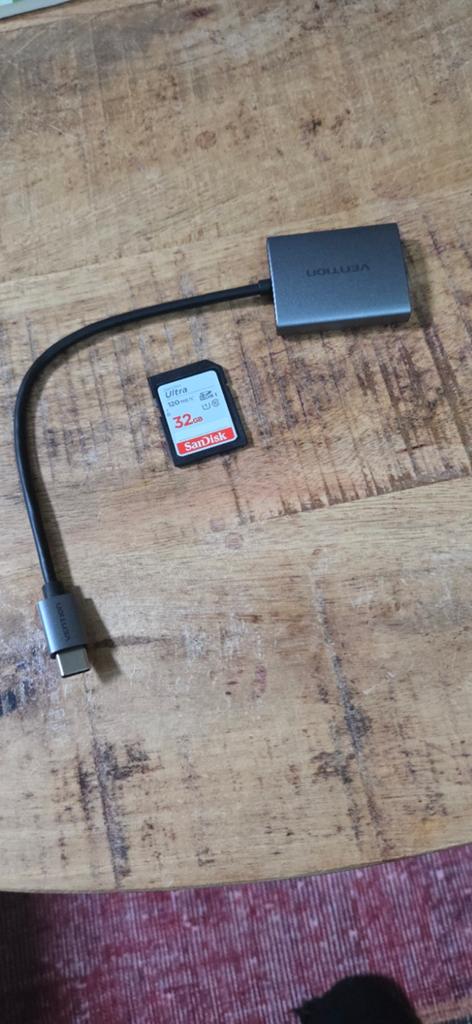 SD kaart 32GB met lezer. Kaartlezer SD, Verzenden