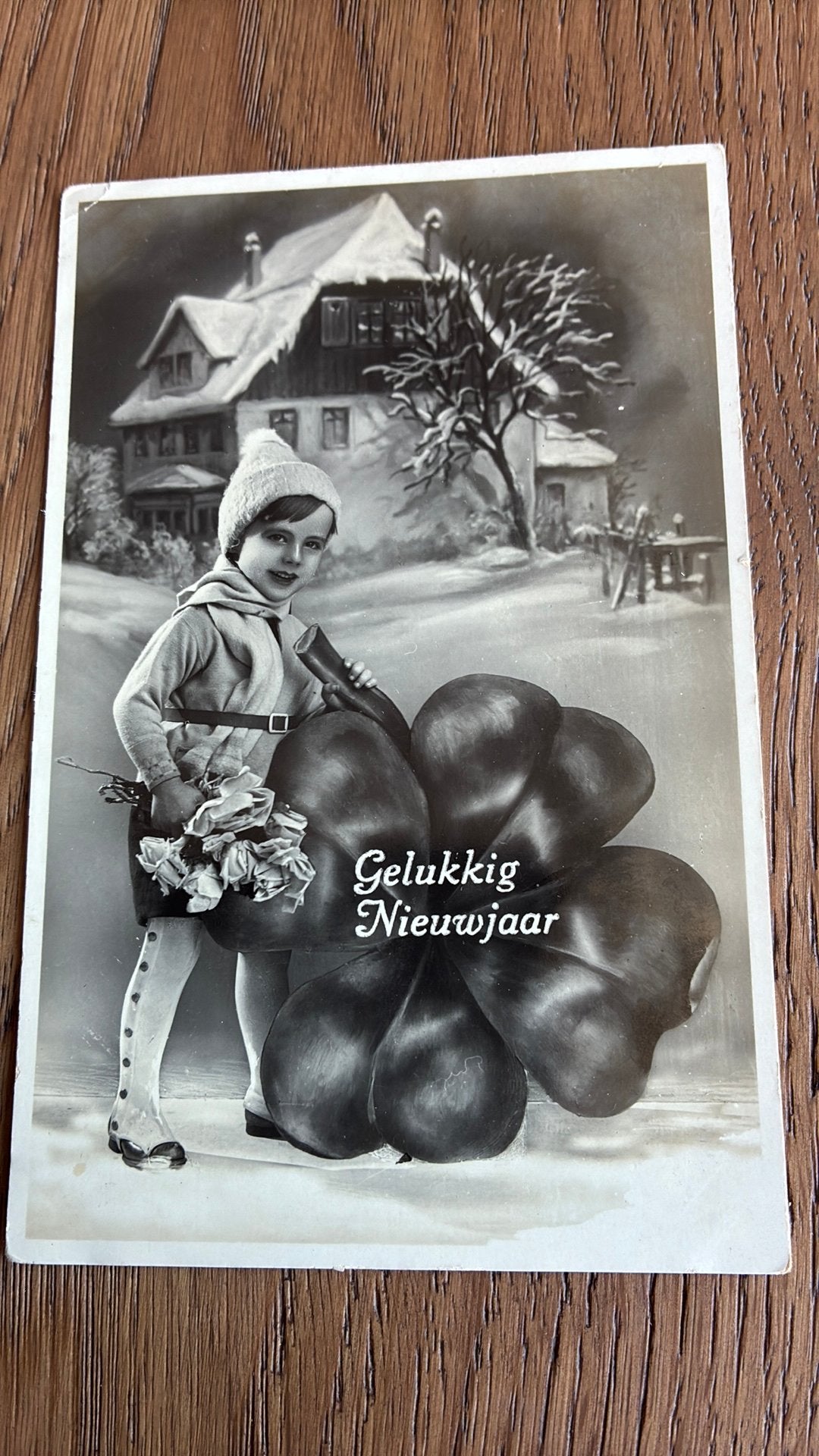Nieuwjaar,fotokaart,kind in winterlandschap,grote klaver 4, Ophalen of Verzenden, 1920 tot 1940, Kinderen