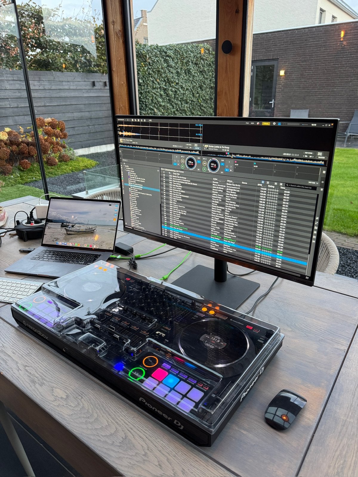 Pioneer ddj 1000 met flightcase en stofkap, Ophalen, Zo goed als nieuw, Pioneer